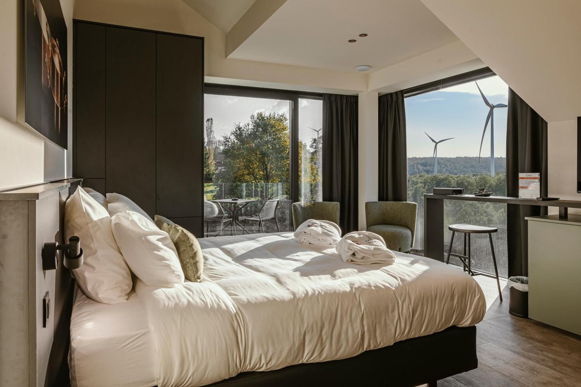 Cc Nomie Hotel Restaurant Dinant Zewnętrze zdjęcie