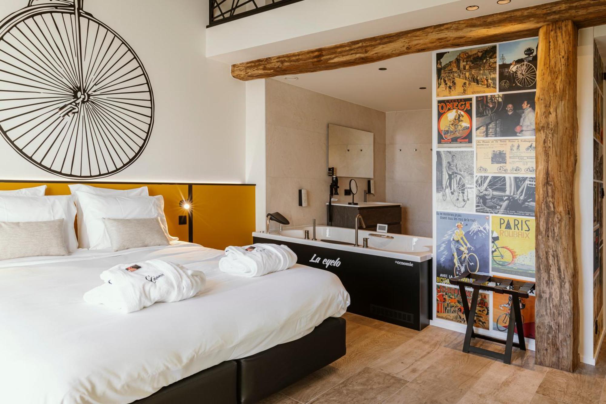 Cc Nomie Hotel Restaurant Dinant Zewnętrze zdjęcie