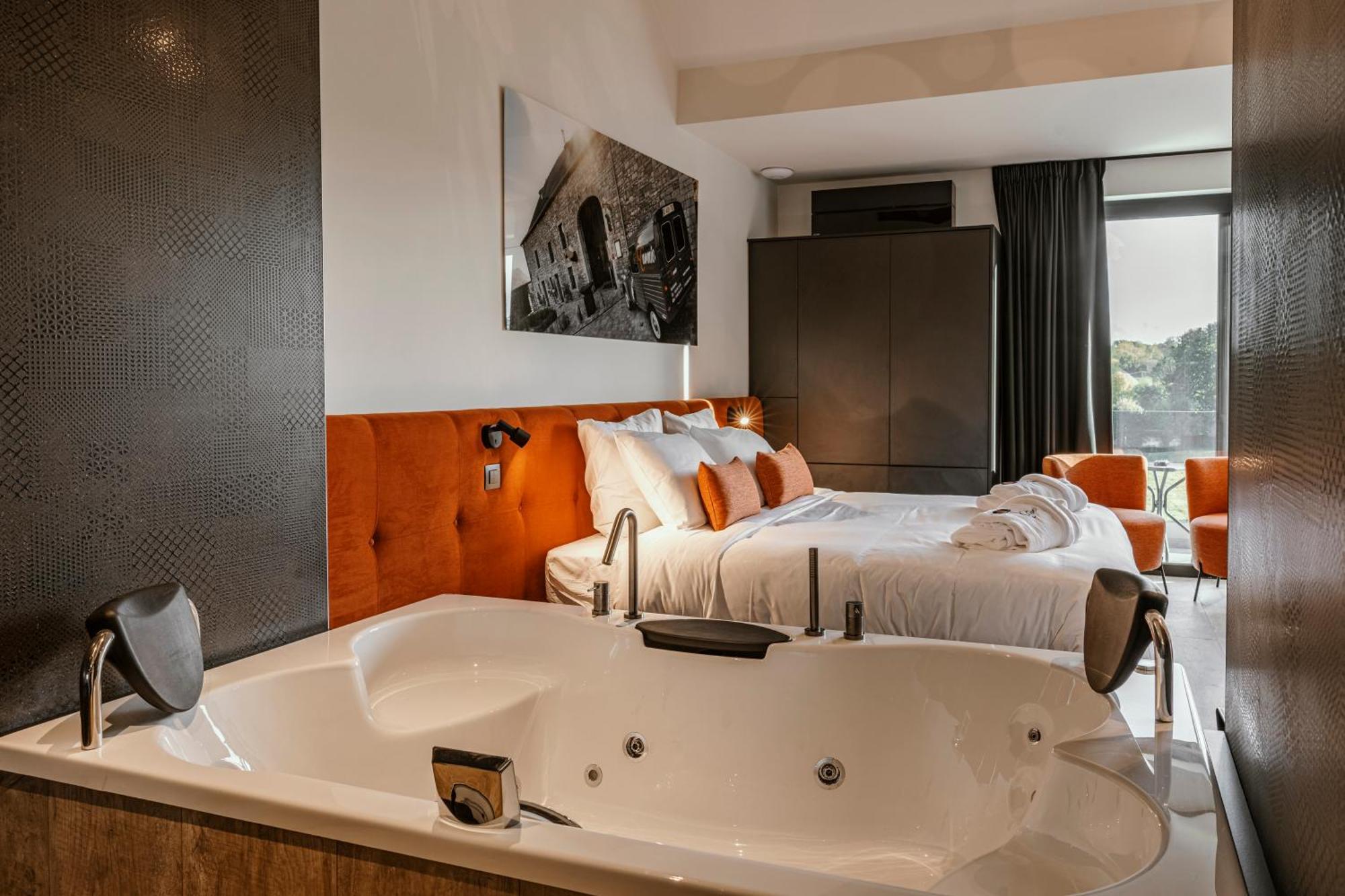 Cc Nomie Hotel Restaurant Dinant Zewnętrze zdjęcie