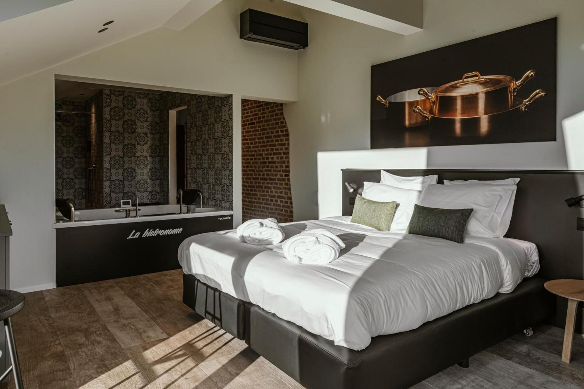 Cc Nomie Hotel Restaurant Dinant Zewnętrze zdjęcie