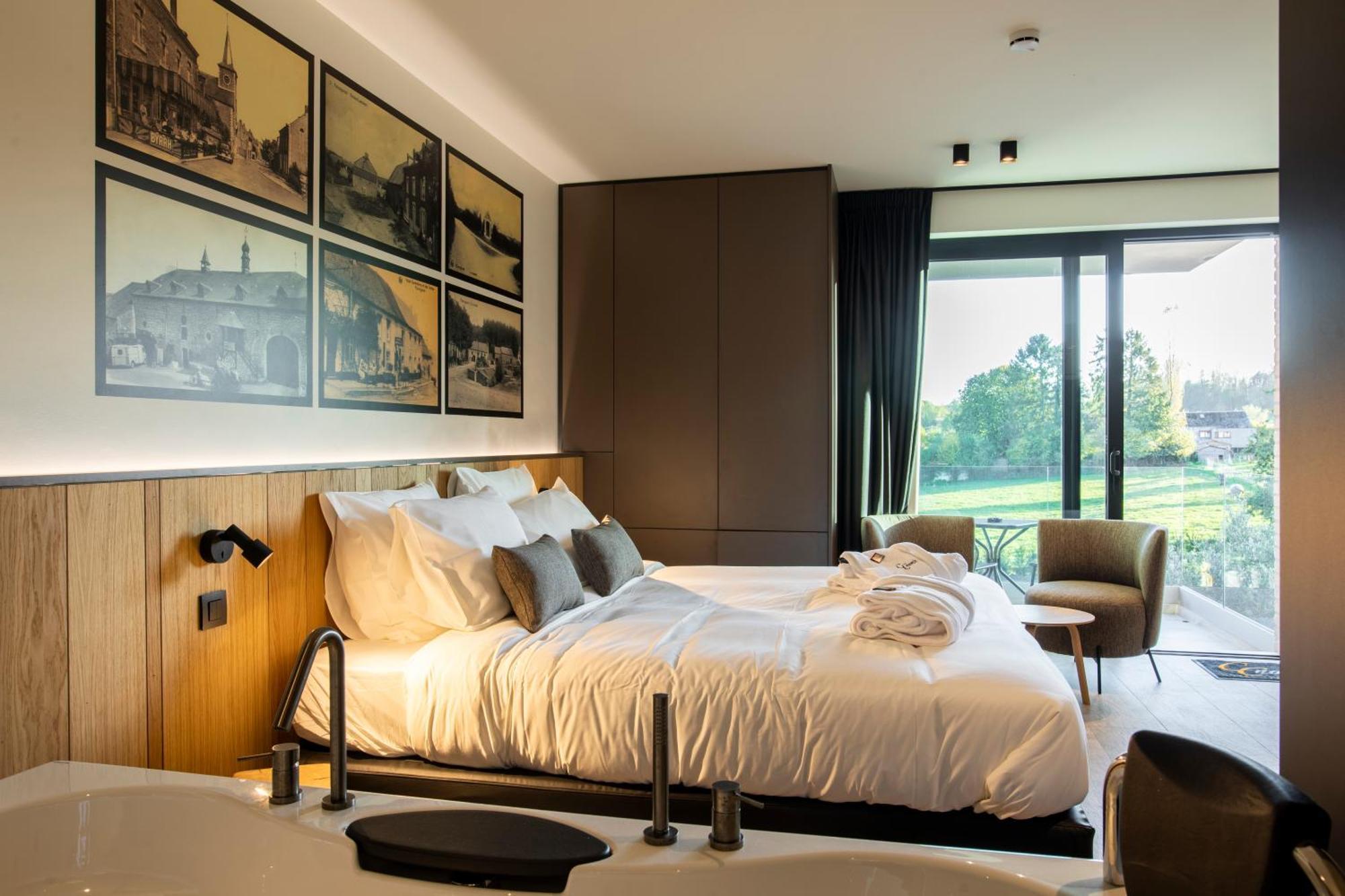 Cc Nomie Hotel Restaurant Dinant Zewnętrze zdjęcie